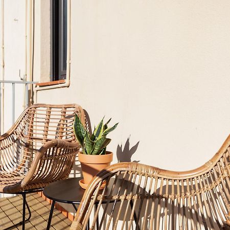 Апартаменты Ola Living Calabria Барселона Экстерьер фото
